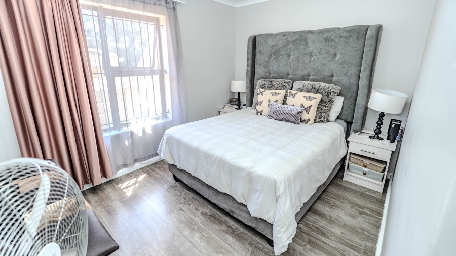 3 Bedroom Property for Sale in Normandie Western Cape